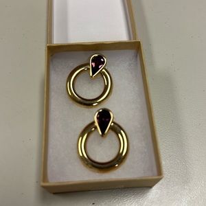 S.a.l.o Cute earrings  golden